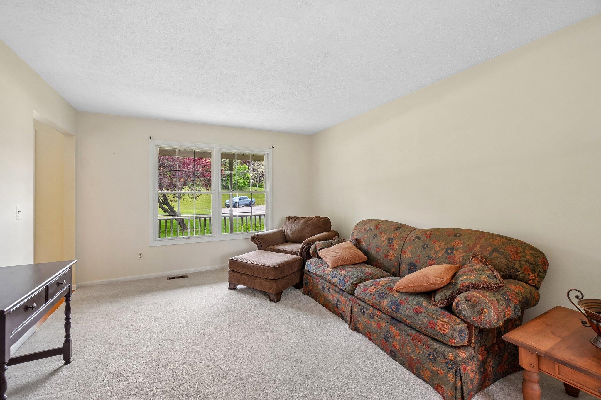 Image 4: 6-web-or-mls-Dalton Rdg-S1605-006