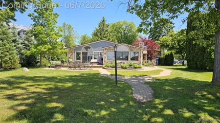 10202 Buhl