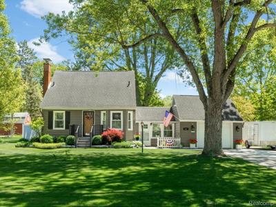832 N 9th Street