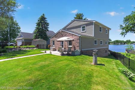 3415 Highland Boulevard