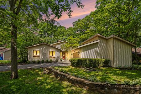 2111 Northridge Drive