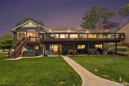 3233 Shawnee Lane