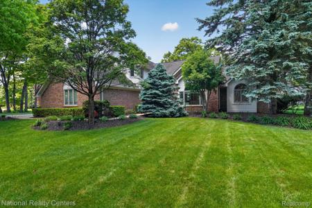9326 Park Lane