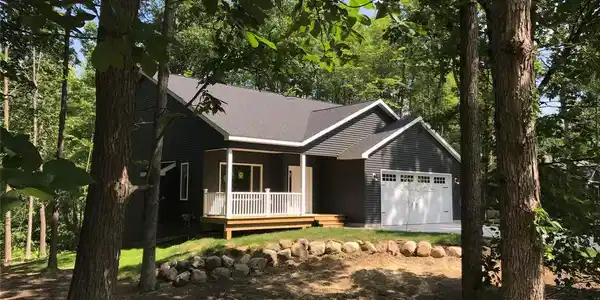 11218 Hillman