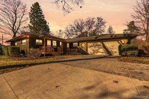 2870 RIDGE Road