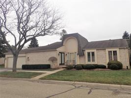 5134 WOODLANDS Drive