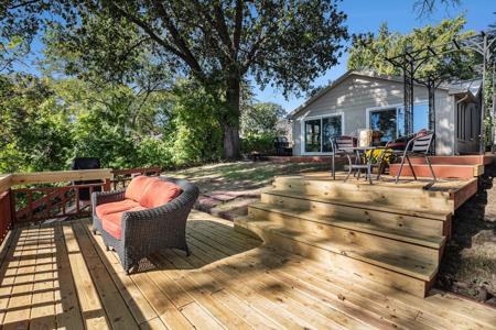 10093 Woodlawn Drive