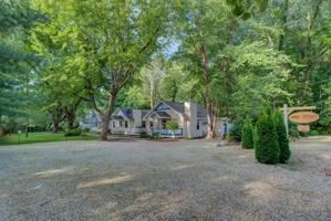 10222 Townline Avenue
