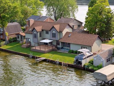 1176 Lakeside Drive