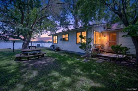 952 Wyman Drive