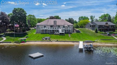 1154 Lake Valley Drive