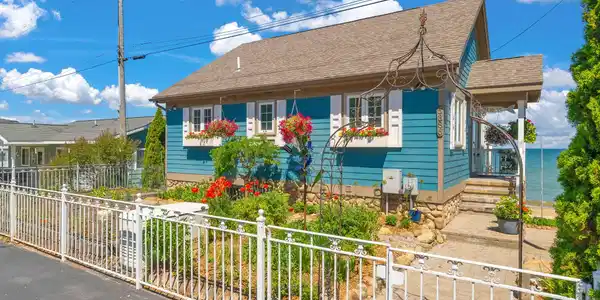 5386 Port Austin Road