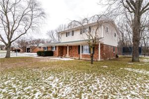 3026 BEACHAM Drive