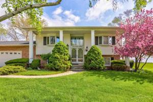 143 Bay Shore Dr
