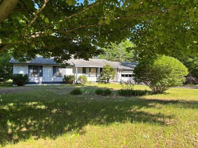 10009 E Lakeview Hills Road