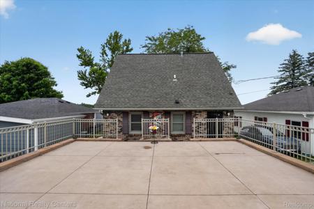 9450 Dexter Pinckney Road