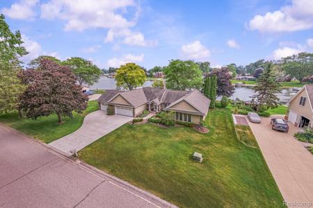 4178 Chevron Drive