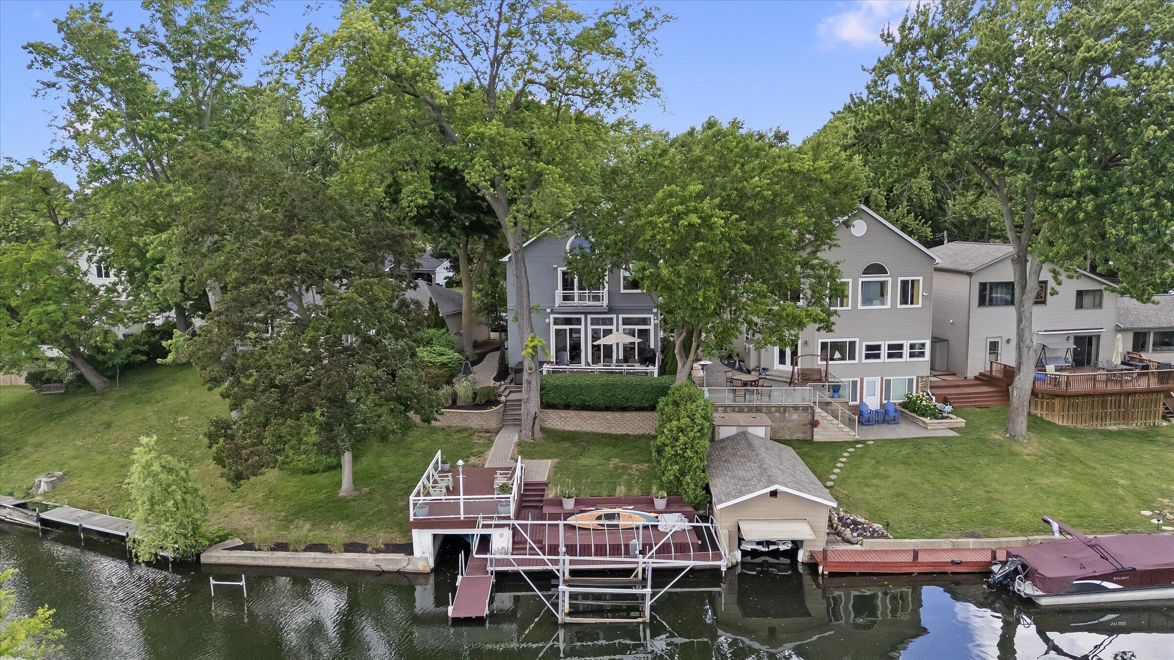 Image 4: 31-Mapleview-10