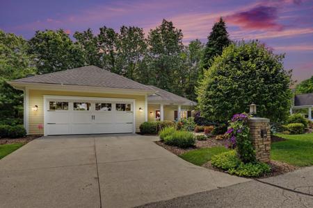 4492 Oak Arbor Drive