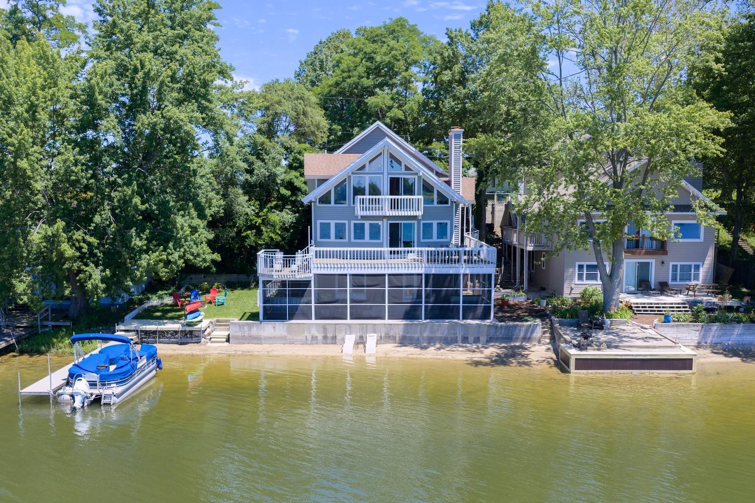Image 4: 68388 Dailey Rd Edwardsburg MI-large-004