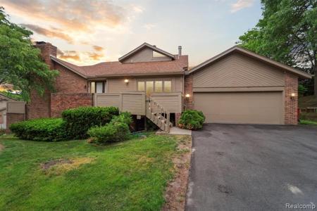 3882 PINE HARBOR Drive