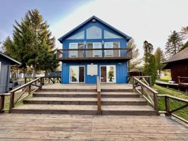 8785 Lakeshore Road