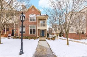 424 Old Pine Way