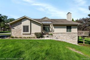 1913 HUNTERS LANE