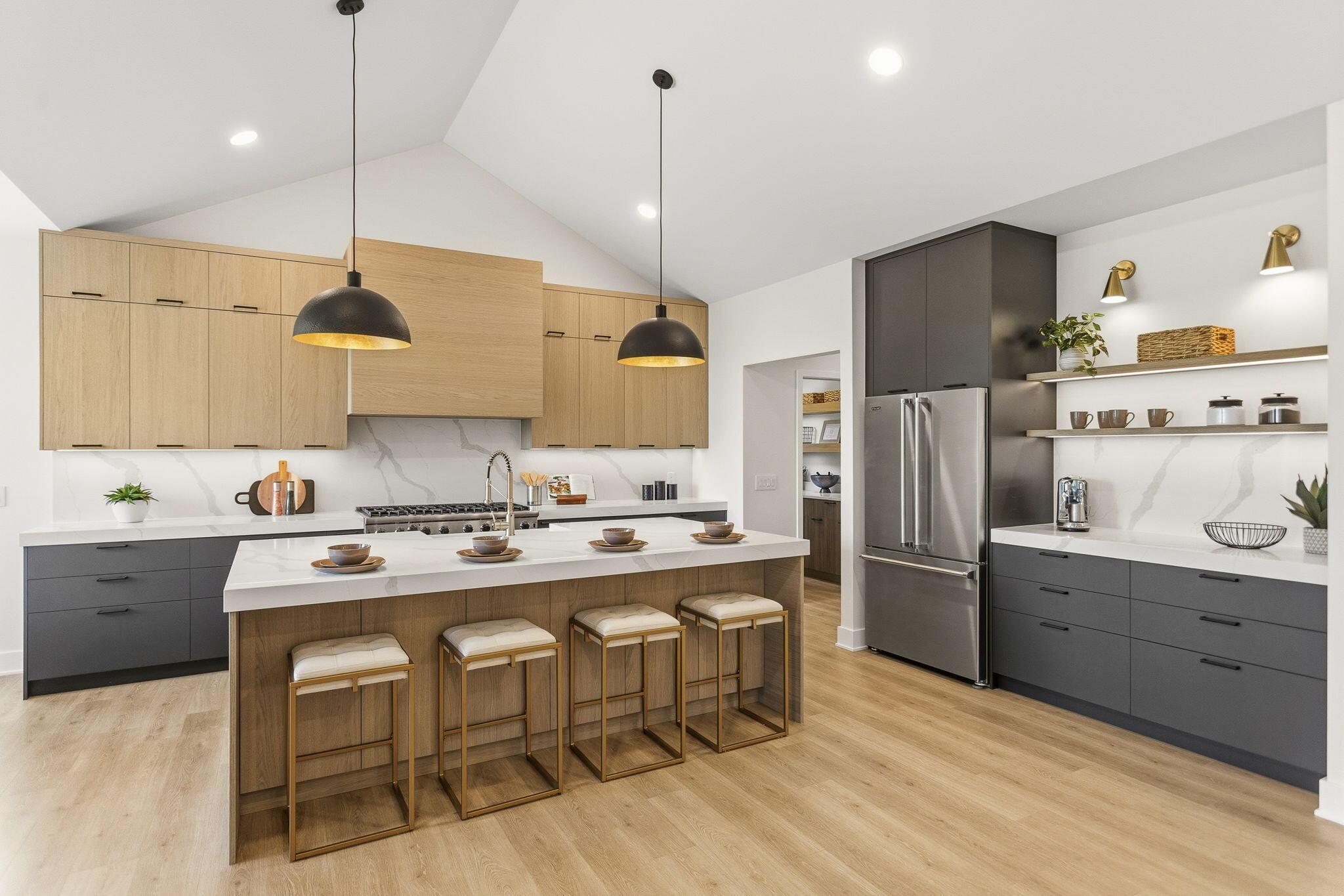 Image 3: 38-web-or-mls-3126-red-oak-dr