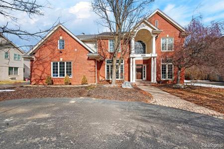 5874 Orchard Woods Drive