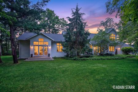 3896 Croton Drive