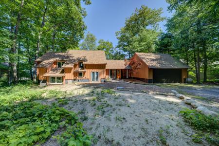 4626 N Omena Point Road