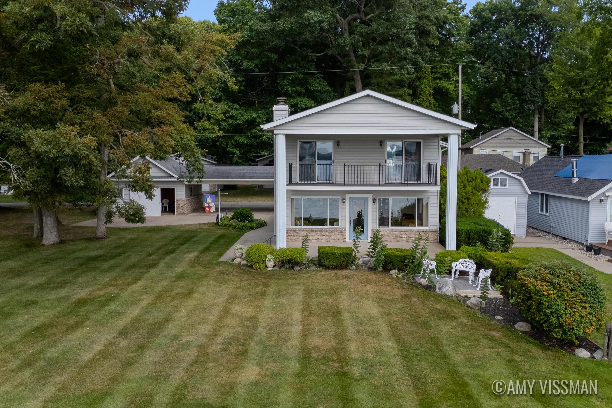 Image 3: 2083 Archwood Drive-8