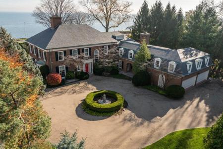 105 Lake Shore Road