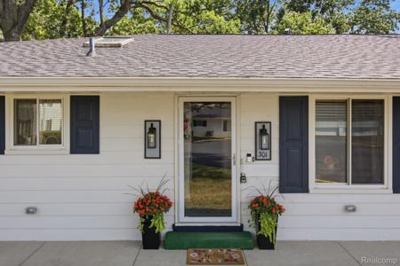 1501 River Road