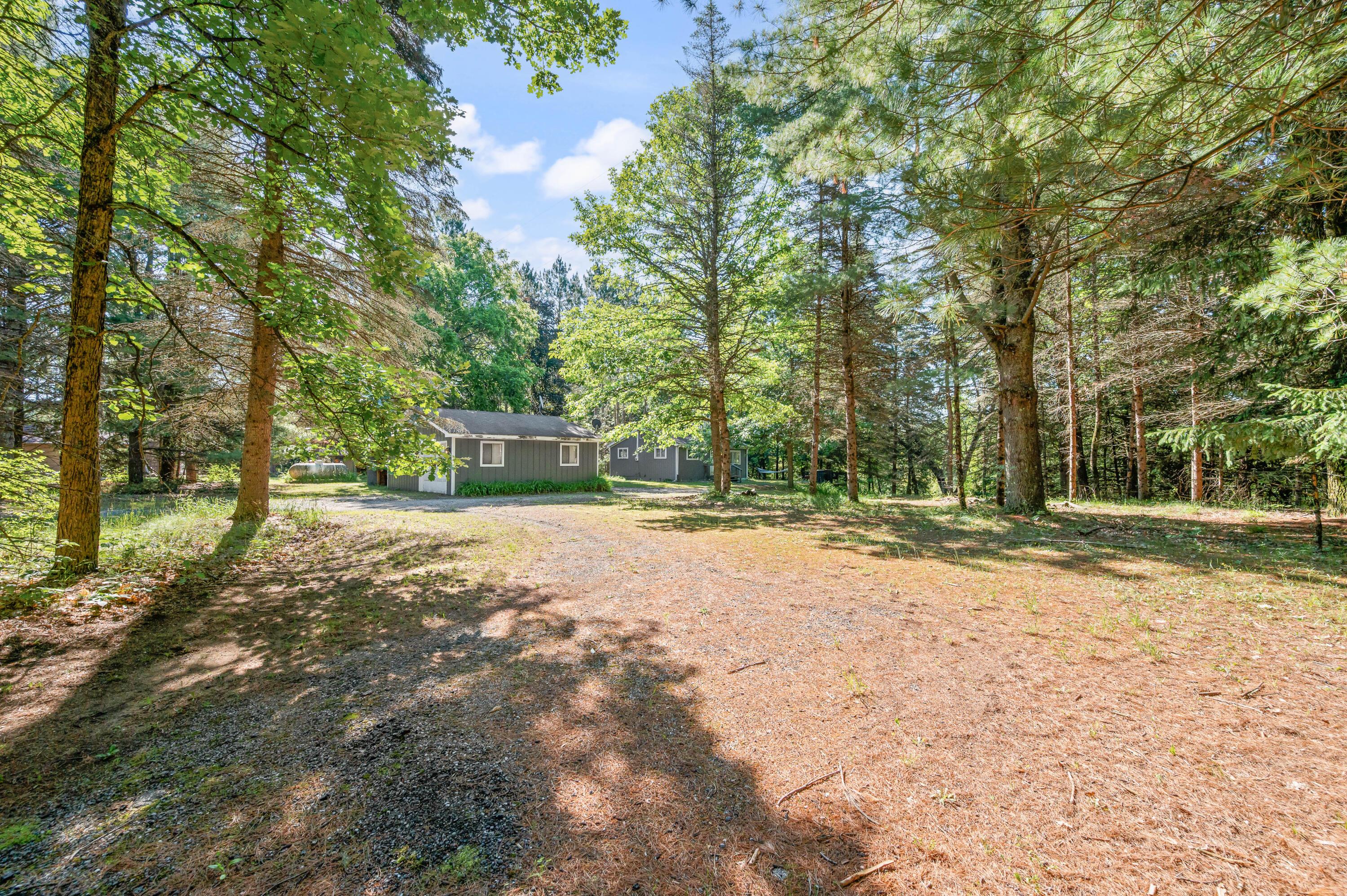 Image 4: 16655-RoaringBrookDr-Hersey-16