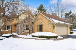 4585 Golf View Drive