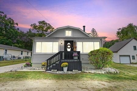 593 Heights Road