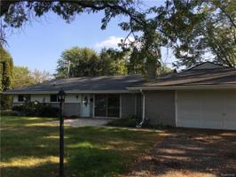 7011 WILLOW Road