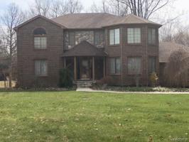 5695 DEERWOOD Lane
