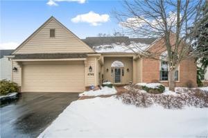 4745 ROUNDTREE Drive