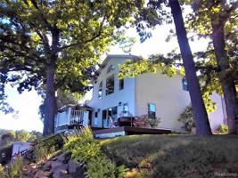 7249 ISLAND Court