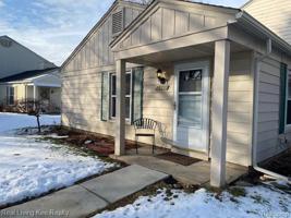 2947 ROCKFORD Court