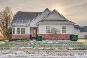 4950 NORTHFIELD Drive
