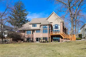8789 EDGEWOOD PARK DRIVE Drive