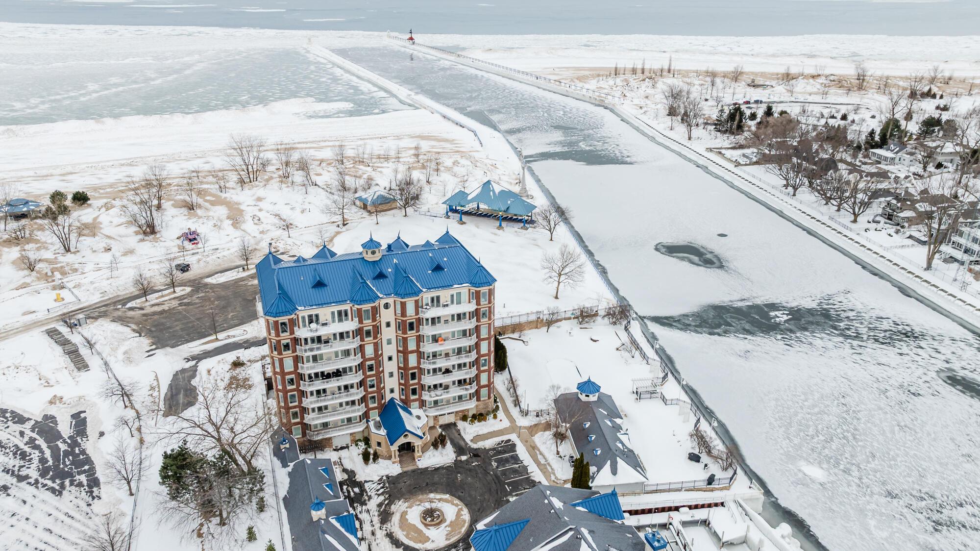 Image 2: Lake 3b-102