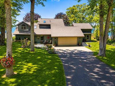 3752 Hiawatha Trail