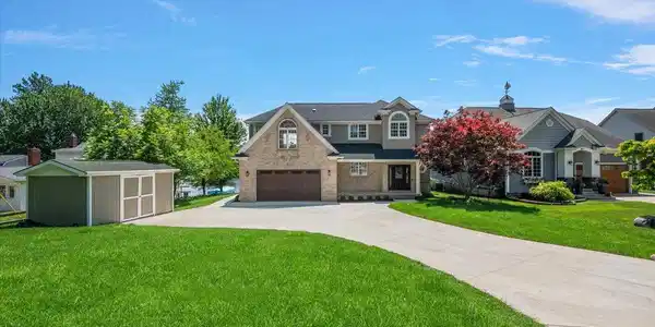 847 Fairview Street