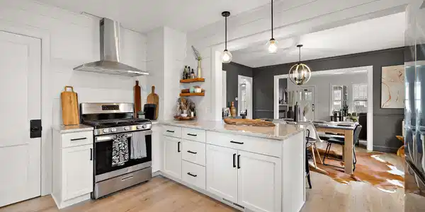 Image 4: 25-web-or-mls-2R9A0495