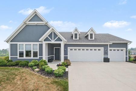 2887 Isle Grand Drive